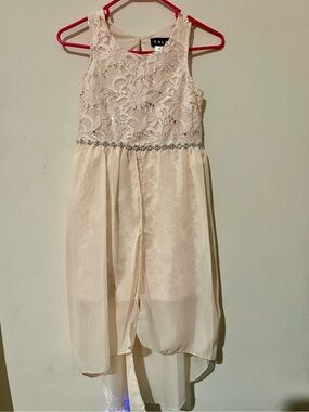 Girls light pick chiffon dress NWOT